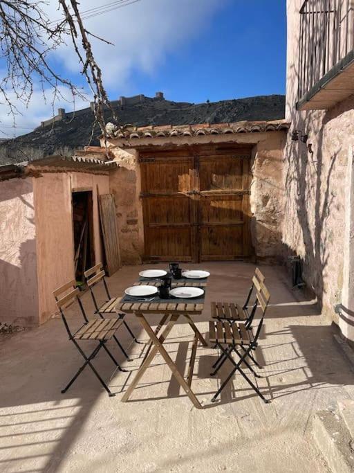 Вилла Acogedora Casa Con Patio-Parking Альбаррасин Экстерьер фото