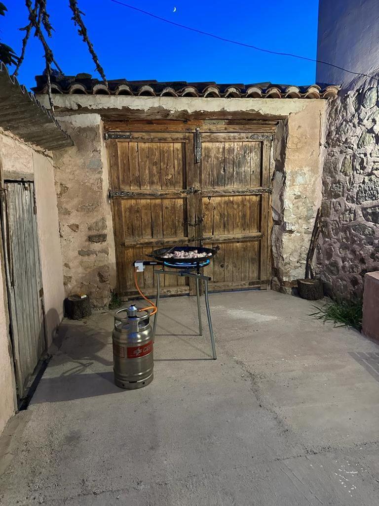 Вилла Acogedora Casa Con Patio-Parking Альбаррасин Экстерьер фото